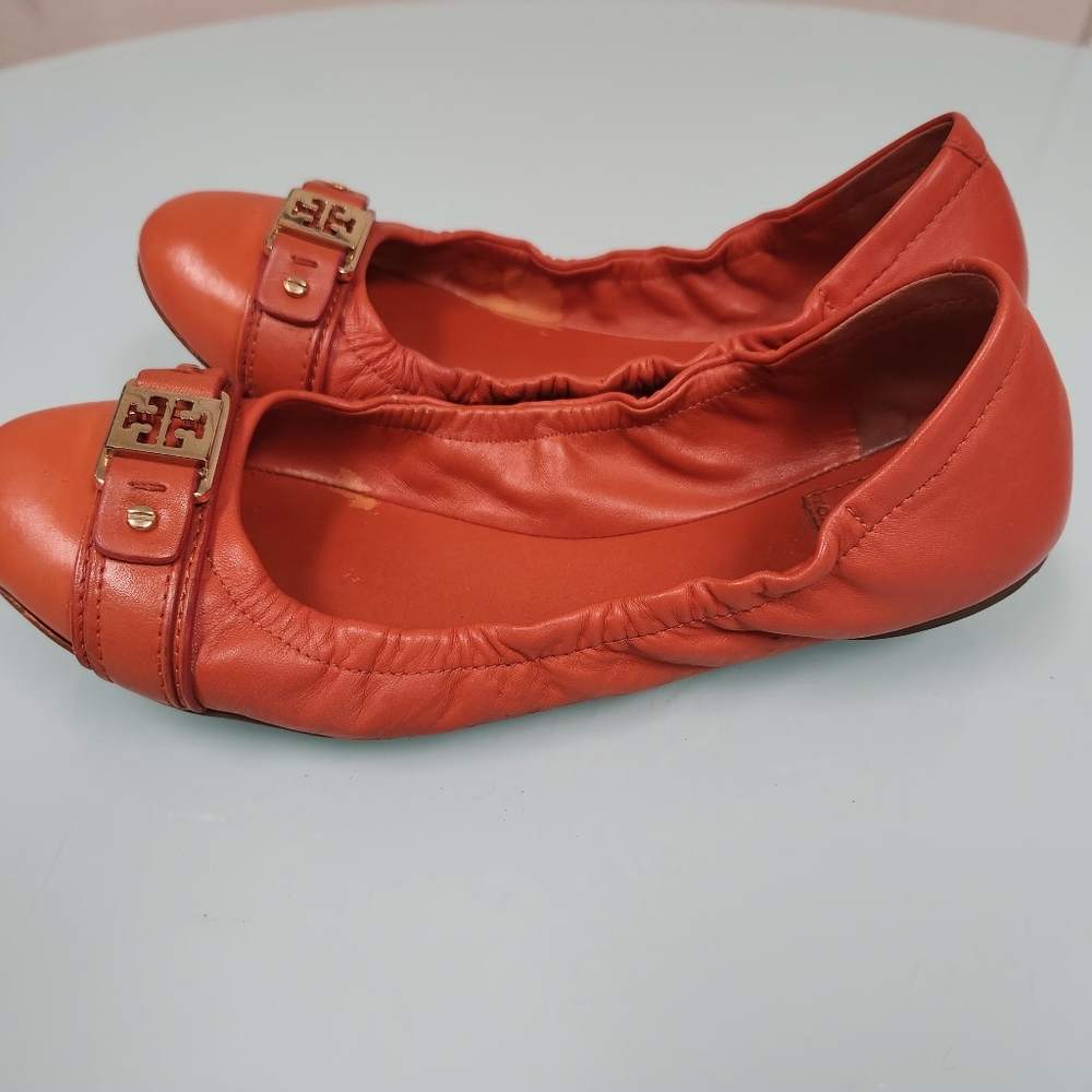 Tory Burch🥰 Women's Orange Flats with Gold Accent - Picture 11 of 11